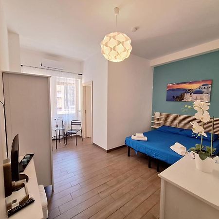 Roma Trastevere Holiday Екстер'єр фото