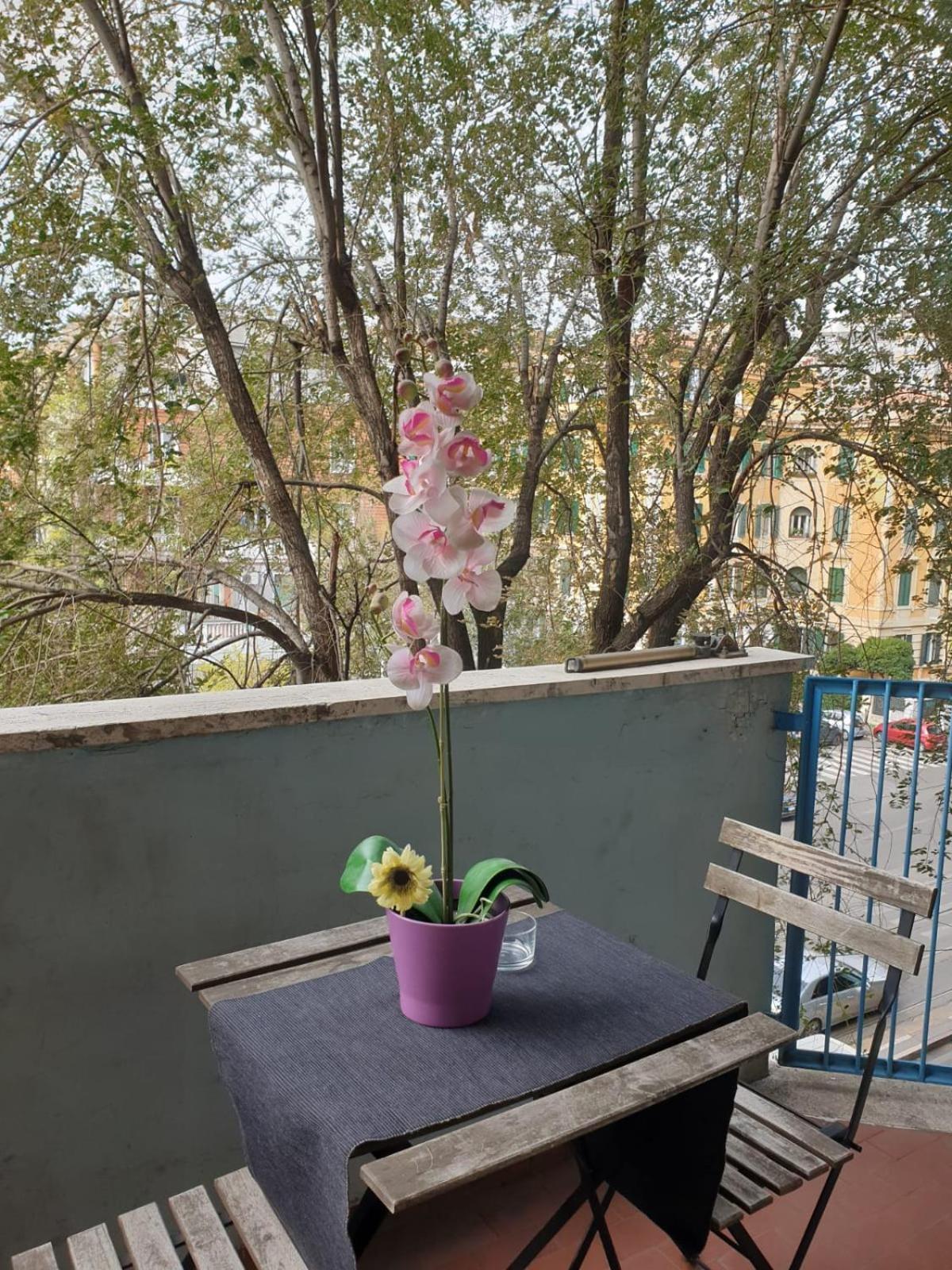 Roma Trastevere Holiday Екстер'єр фото