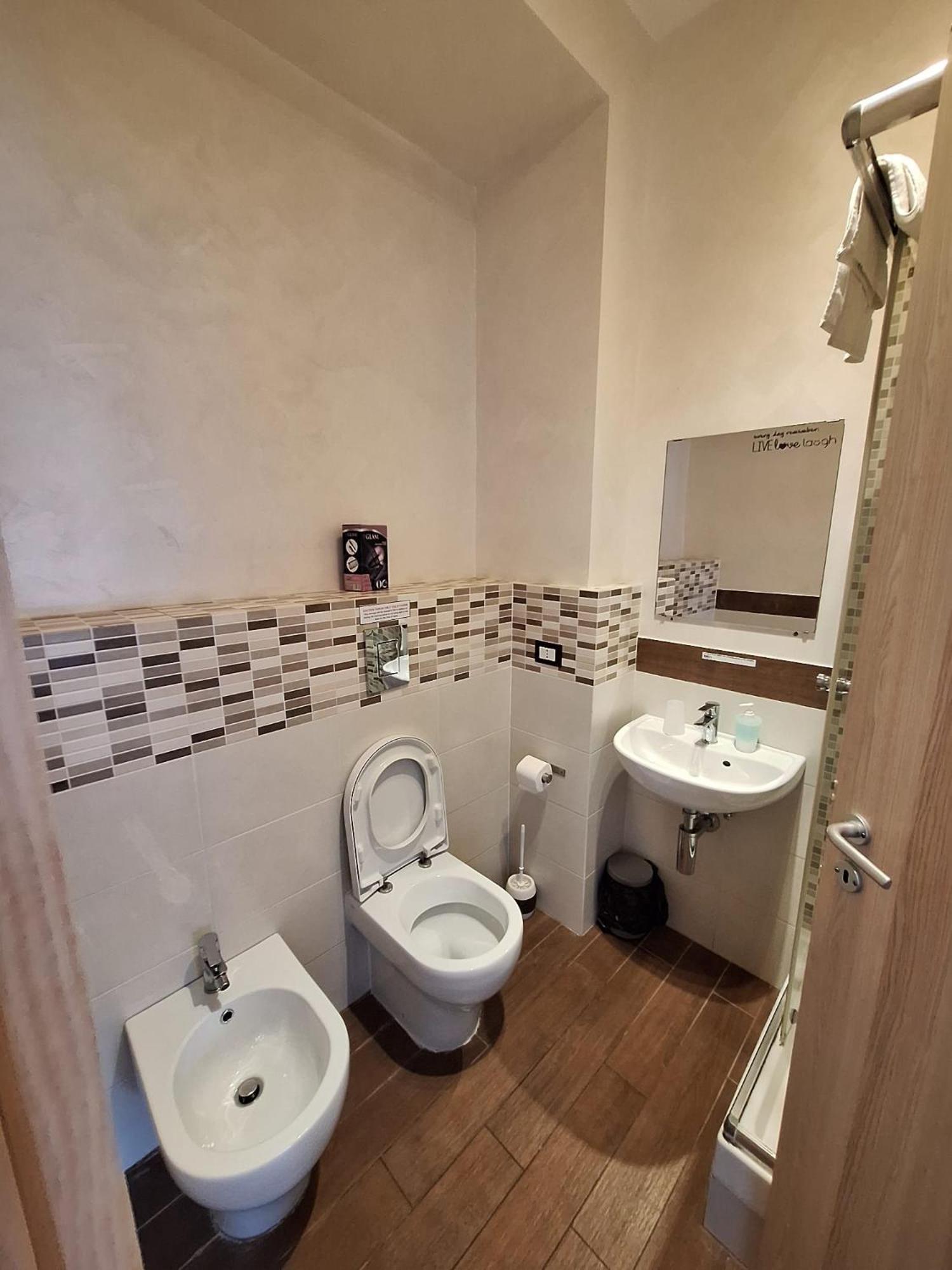 Roma Trastevere Holiday Екстер'єр фото